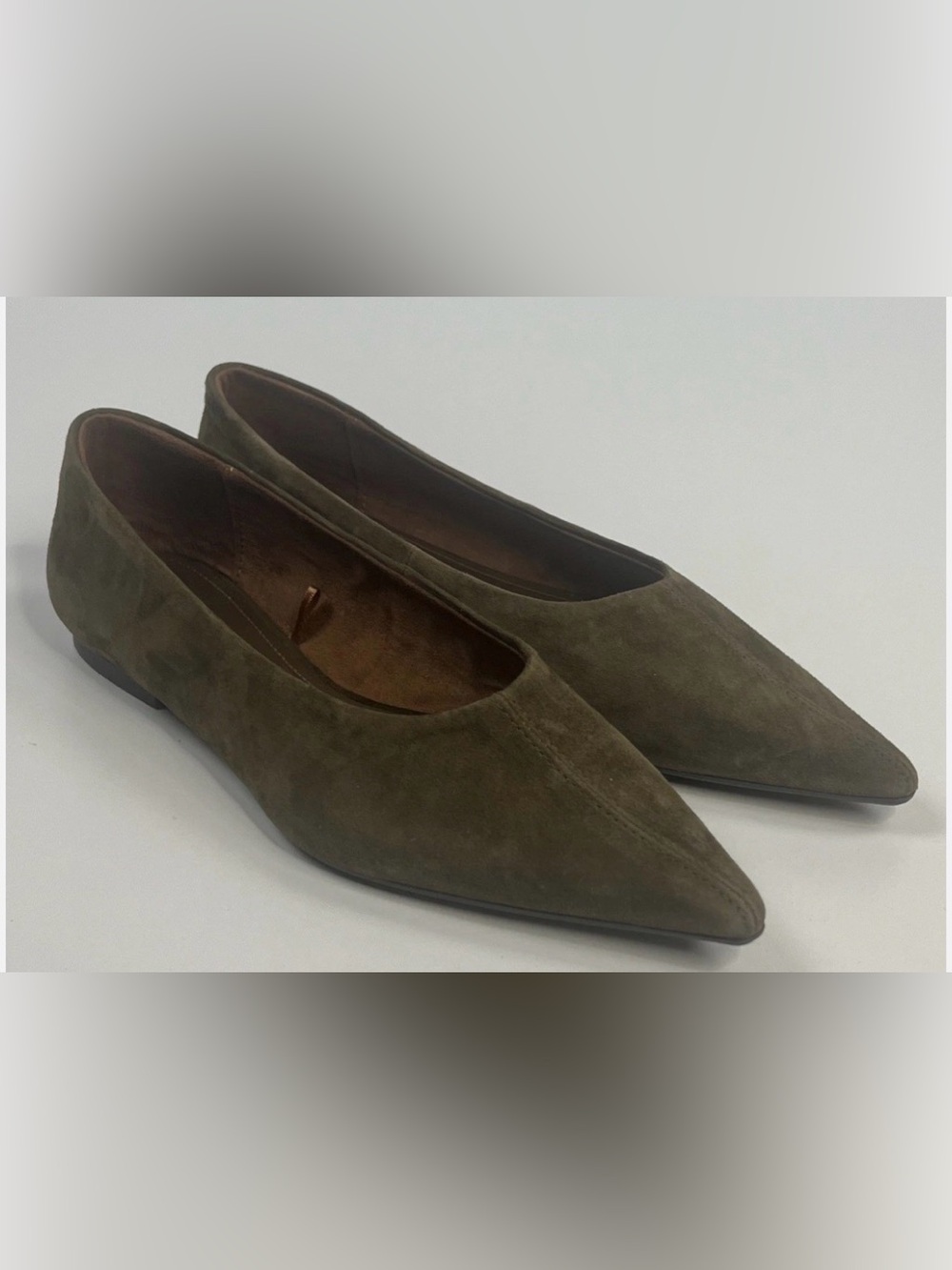 Zara Olive Suede Pointed Toe Flats in 36 or 5.5